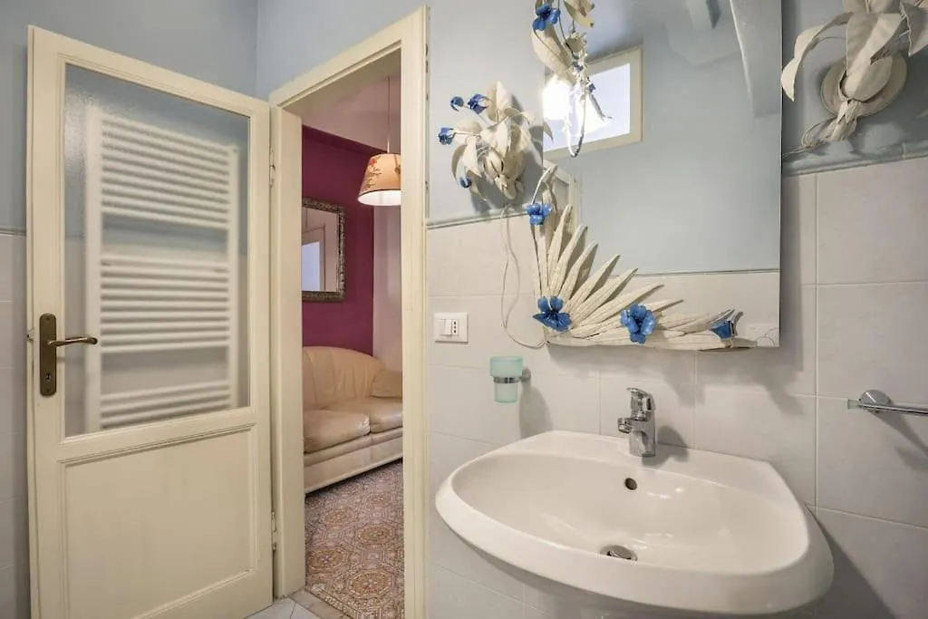 Apartment Fantastico Appartamento Lucca Centro Storico