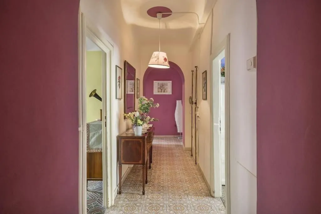 Apartment Fantastico Appartamento Lucca Centro Storico Italy