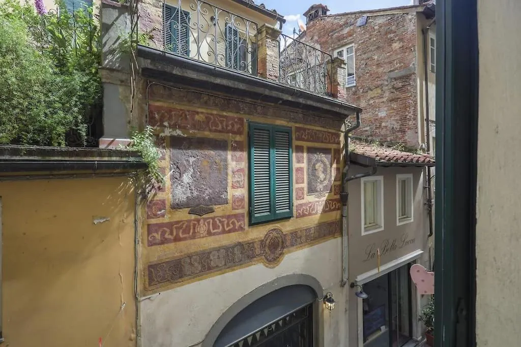 Fantastico Appartamento Lucca Centro Storico Italy