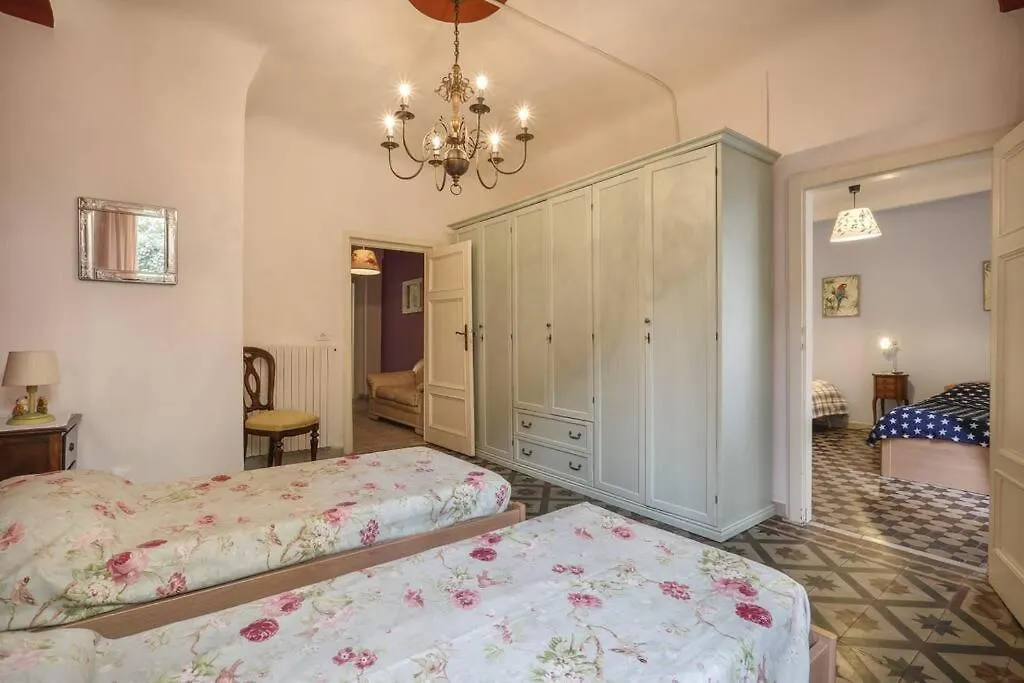 Apartment Fantastico Appartamento Lucca Centro Storico